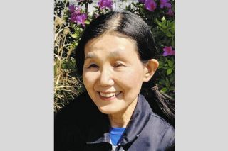 子の遊ぶ姿を紙凹版画で 中区、山下さん作品展：中日新聞しずおかWeb