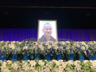 正しさより情熱で〈コラム「エンタ目」・伊與田英徳プロデューサー〉
