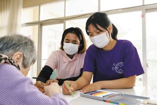 介護現場で日本語支援に力　愛知県東郷町の特養、技能実習生受け入れ