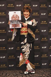 小林幸子がK－1表彰式でプレゼンター　来月“ラウンドガール”務める美川憲一に「どんな格好する？」