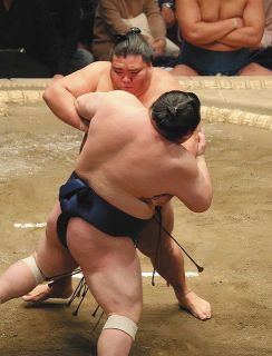 御嶽海「自分の相撲で勝った。それだけです」 理事長も奮闘たたえる【大相撲初場所】