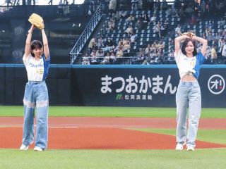 日本ハム】郡司裕也の折れたバットが球審の側頭部を直撃『 ヘルメット