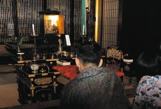漆の美 現代的な造形に かほくの藤野さん 金沢で作品展：北陸中日新聞Web