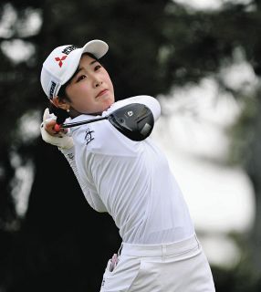 女子ゴルフ・柏原明日架、6年ぶりツアー通算3勝目 家族の前で復活Vに