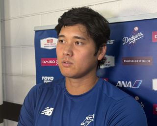巨人、球団創設90年の来季は新ユニホーム ロゴはティファニーデザイン