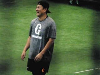 定価17000円　巨人 ジャイアンツ ユニフォーム 松田宣浩 23 Sサイズ 巨人】ソフトバンクから移籍の松田宣浩、背番号「23」の