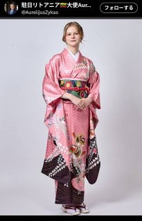 ◇飯島直子、ミニのパジャマを着ると「スタイル良すぎ」【写真】：中日