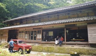 「おおかみこどもの雨と雪」モデルの古民家、初の大規模修繕へクラウドファンディング　来場者増加で床に傷み