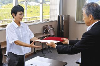 多気町、町議に女性4人　全国平均大きく上回る　初当選7人、鮮明な「世代交代」に