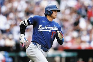 大谷翔平、ついに出た初安打は貴重なタイムリー…一塁ベース上でガッツ
