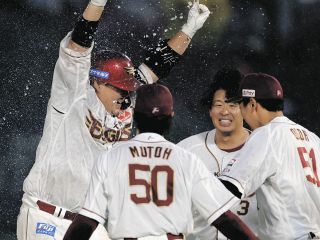 楽天・三木監督、「感動した」途中出場の石原彪が延長10回にサヨナラ打　チームは4月以来の3連勝で5カードぶりの勝ち越し