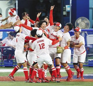 張本勲さん「上野でしょう。無言でチームを引っ張り一致団結」東京五輪ソフトボール金に「あっぱれ」