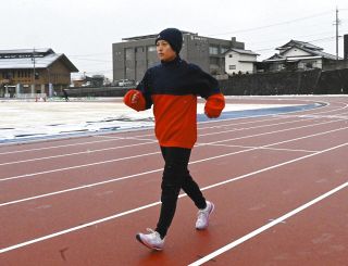 恩師と奮闘、大きな成長　競歩の日本選手権に挑戦した宮田・落合さん