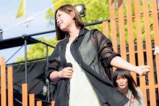 70万3000円で落札！亀田大毅さんの直筆サイン入りのグローブ YouTube