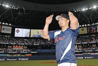 ダルビッシュ、球団公式ツイッターが日本語で「日米通算3000奪三振