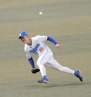 尾田剛樹：中日スポーツ・東京中日スポーツ