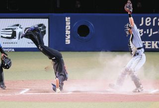 持ち球すべて使って抑える』 梅津晃大 ”ギータ斬り”で逆転開幕ローテ