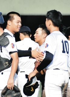 浦和学院・高山維月がセンバツ1号 リード広げる2ラン：中日スポーツ