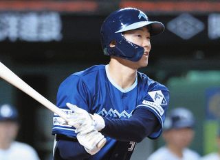 日本ハム・中田翔 “脅威”感じない若手選手にハッパ 「清宮が