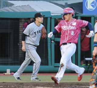巨人】ソフトバンクから移籍の松田宣浩、背番号「23」のユニホーム初