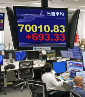 日経平均株価、初の7万円　中東戦闘終結に期待