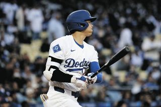 大谷翔平、ホームラン直後にファウルボールが… 「兄弟をたたき 大谷翔平、ホームラン直後にファウルボールが… 「兄弟をたたき