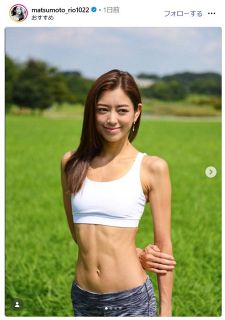 ◇秋元真夏、「ドキドキしちゃう」カレンダーショット【写真】：中日