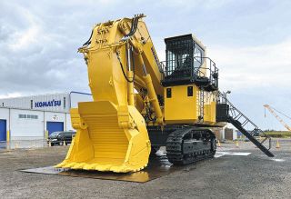 鉱山大型ショベル初展示　10月31日、コマツ金沢工場を一般向けに「開放」