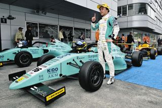 中嶋悟、星野一義が超若い！ 超激レア！ AUTO SPORT（オート