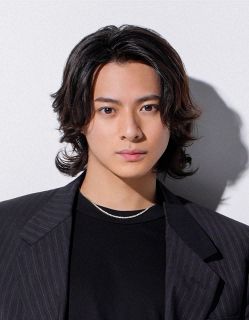 パリ五輪　フジテレビ　クジラ　ピンバッジ　限定　オリンピック　菅田将暉 パリオリンピックメディアピンバッジ（フジテレビ・菅田将暉