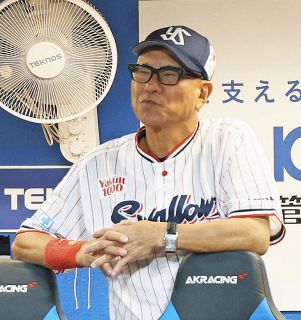 激レア　巨人軍　長嶋茂雄　水原茂監督　王貞治　サインボール　初期サイン　ルーキー 巨人90周年の特別セレモニー出席の長嶋茂雄・終身名誉監督「再会に胸が
