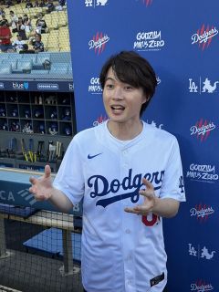 ユニホームを忘れた…!? オリックス3番手・山岡泰輔、背番号「112」の