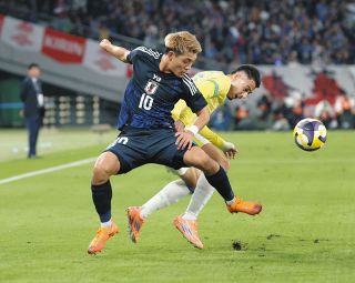 堂安律 フライブルク 堂安律が大一番で先制ボレー弾&2桁得点達成も…フライブルクは