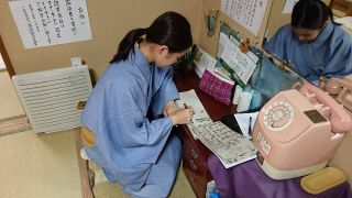【エンタ目】林家つる子　客席の雰囲気でネタ選び　