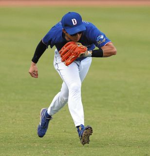 いまドラゴンズの先頭に立っている村松さんを目指して」 中日育成1位