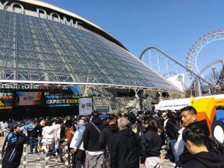 日本ハム】糸井嘉男さん、自腹でユニホーム購入し「11年ぶりの名護