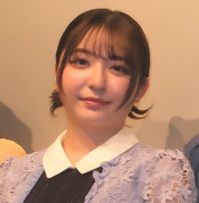 「何を挟んでるんですか」『ガス人間』出演・麻倉瑞季、別班饅頭“谷間”のせ、ファン熱視線「おっと？」「ひいいいいい」「いい眺め」