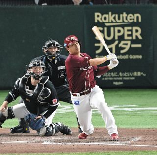 楽天・渡辺佳明「バットに当てれば何とかなる」値千金の逆転2点