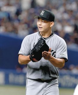 成長著しいDeNA山本祐大、中盤になると「やっぱり腫れます」スタメン