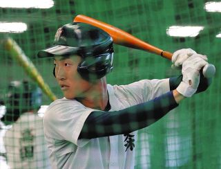 俊足を誇る森選手＝神戸町で　
