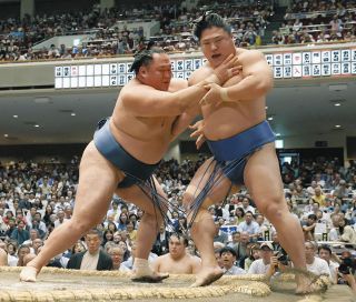 WBOAPフェザー級で世界4位・藤田健児が5回58秒KO防衛 10カウント