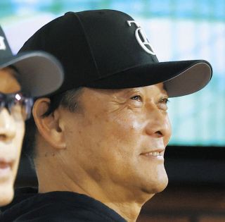 WBC決勝】中居正広、栗山監督の帽子に書かれた”暗号”を明かす：中日