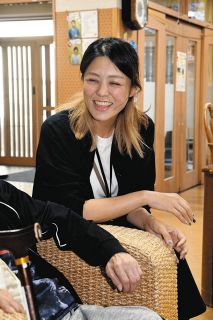 木梨憲武さん 感性光る個展 地元ガラス作家との共作も：北陸中日新聞Web