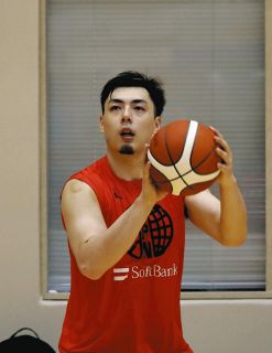 バスケ・2月に代表デビューした佐土原遼、夏の代表活動に向け手応え「FE名古屋を背負ってプレーしたい」