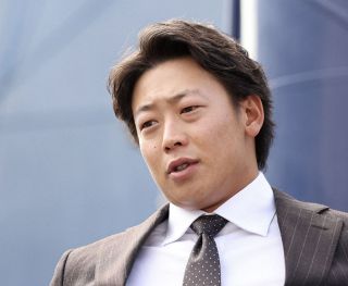 中日・岡田俊哉、新グラブには3桁背番号入れず「すぐ21番を付ける