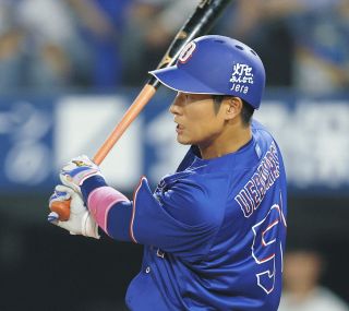 中日・上林誠知、2安打「いい形で投手との間合い」 リストバンドの