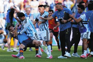 写真】カタールW杯で使用した田中碧スパイク：中日スポーツ・東京中日