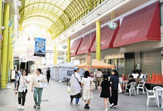 岐阜高島屋閉店から1年、柳ケ瀬商店街に新風は吹くか　斬新菓子店「集客に人通りは関係ない」