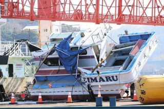 ひな人形、華やか2千体 平成大野屋平蔵など：中日新聞Web