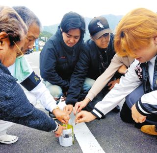 「俺らも散々、迷惑かけてきたやんか」　元アウトローたちが続ける地道な恩返し
